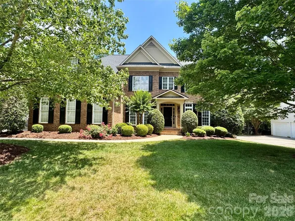 3432 Delamere Dr, Matthews, NC 28104