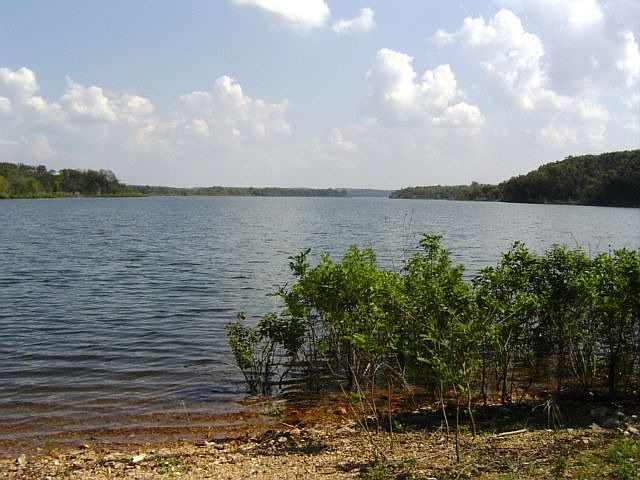 Stockton Lake Walking Distance