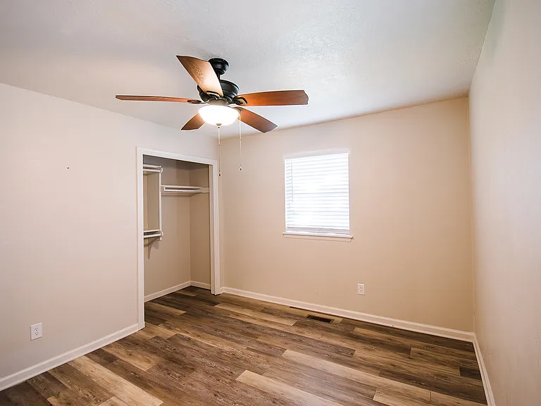 1608 S Berry Rd — Photo 20