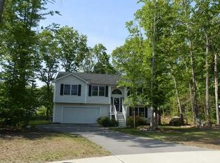 261 Great Brook Rd, Groton, CT 06340