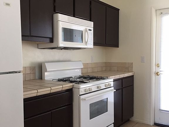 5th image of 71592 Florida Dr
