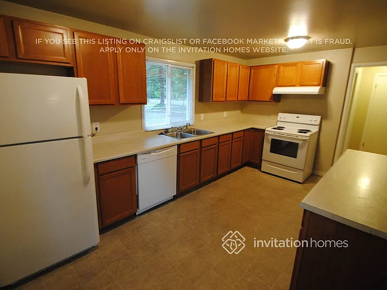8118 Veterans Dr SW — Photo 10