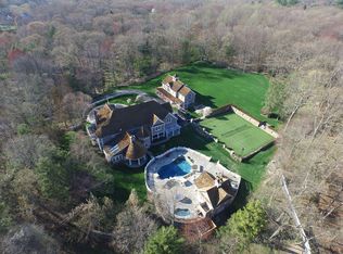 390 W Mountain Rd, Ridgefield, CT 06877