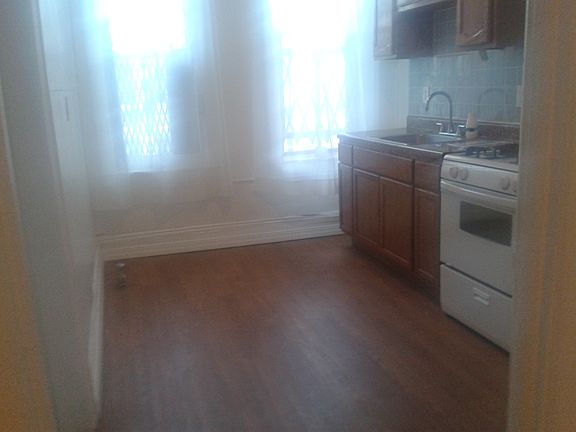 3rd image of 3434 42nd St APT 3L