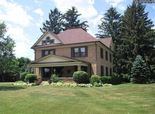 10642 Fort Laurens Rd NW, Bolivar, OH 44612