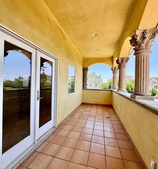 7347 Dinwiddie St — Photo 30