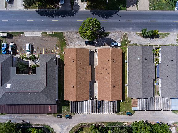 5th image of 3812 N 6th St