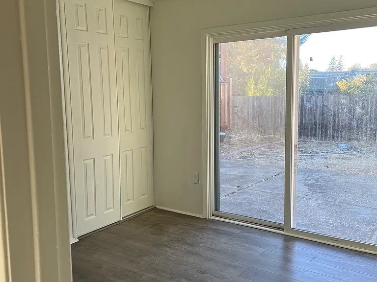 1388 Washington Blvd — Photo 8