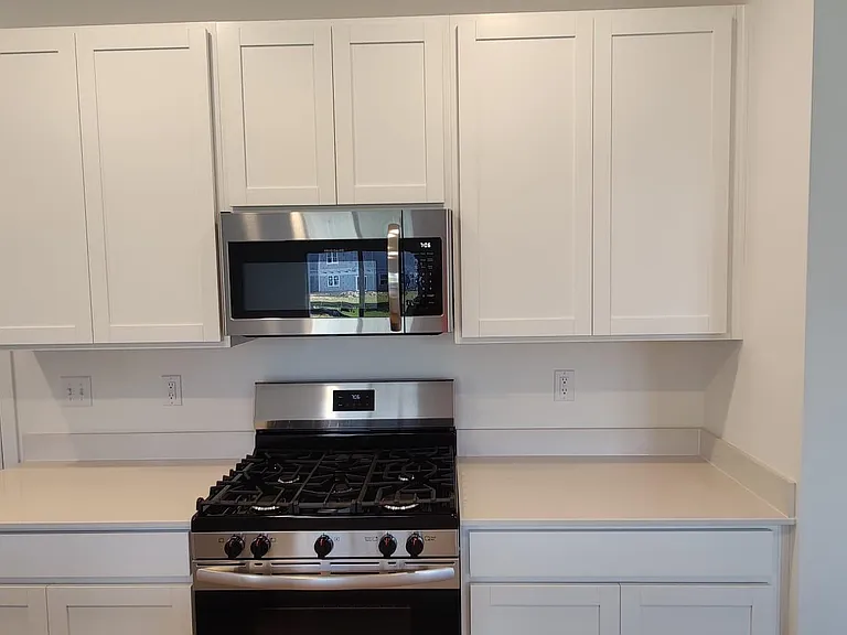 2209 Dixon Creek Dr — Photo 16