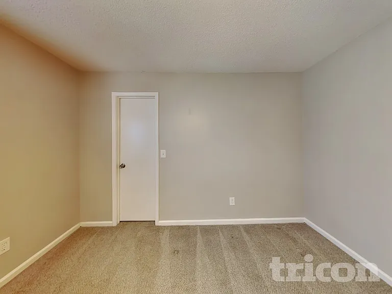 344 Dijon Dr S — Photo 12