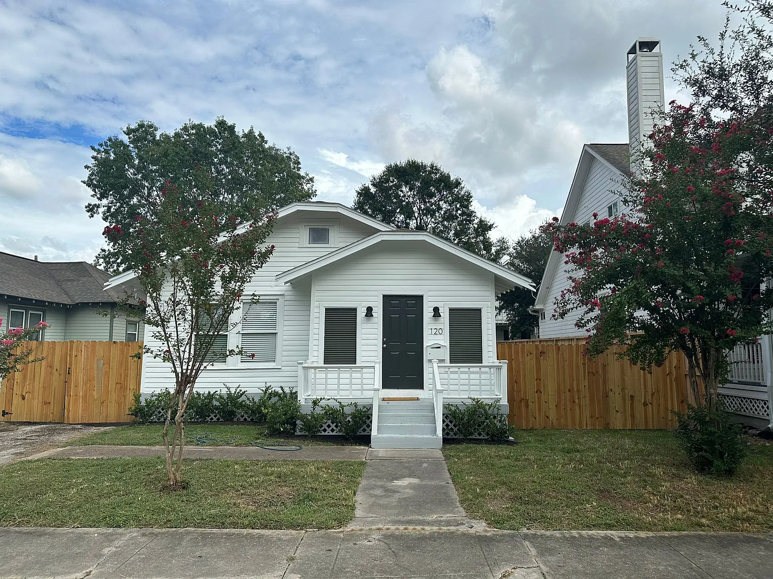 2 bed, 1013 sqft, $2,490 — Photo 1