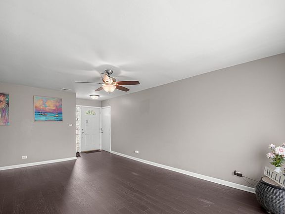 5th image of 17550 Winston Ct