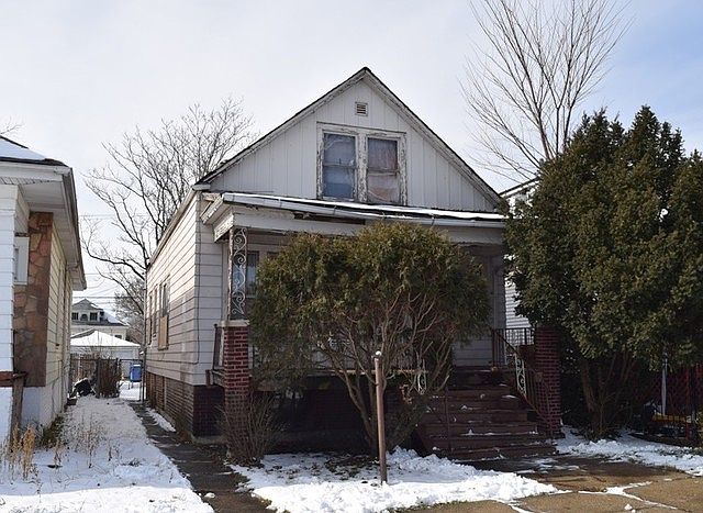 1st image of 8942 S Parnell Ave