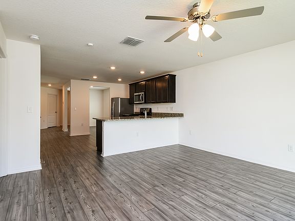 4th image of 316 Kensington View Dr