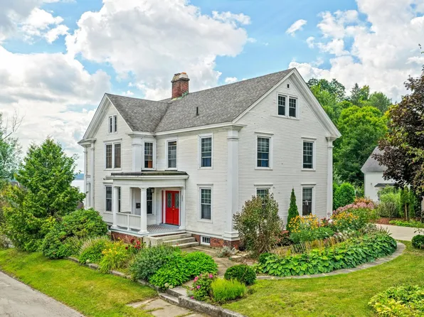 152 Second Street, Newport City, VT 05855