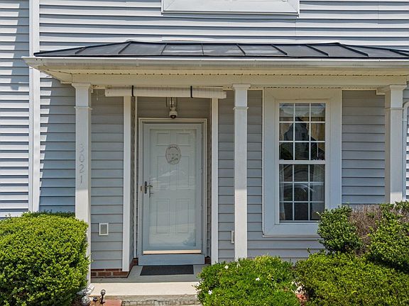 4th image of 3021 White Cloud Cir