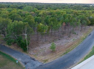 11 E Center St #T, Paris, TX 75460