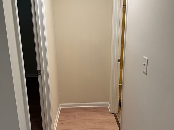 3rd image of 128 Willow Ct #3
