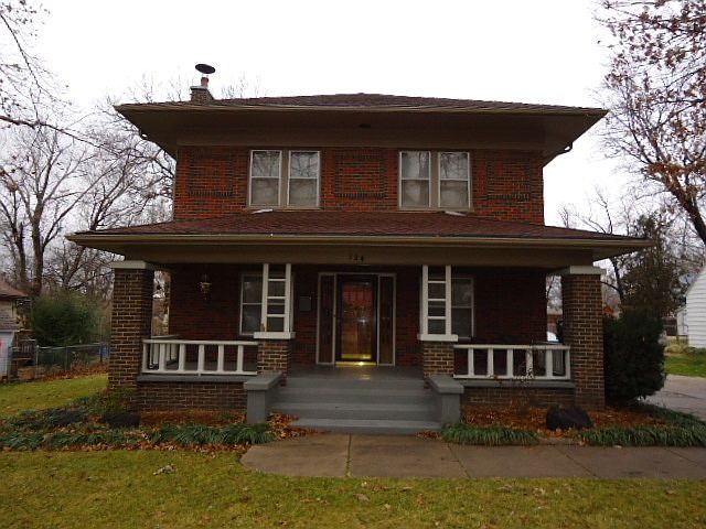1st image of 124 Whitworth Ave