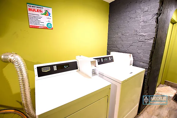 Rented by null | media 28