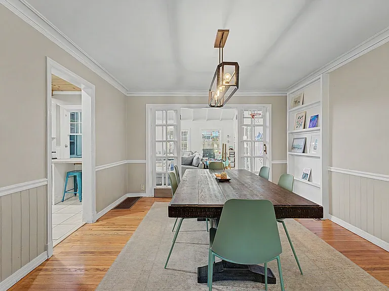 2523 S Cincinnati Ave — Photo 11