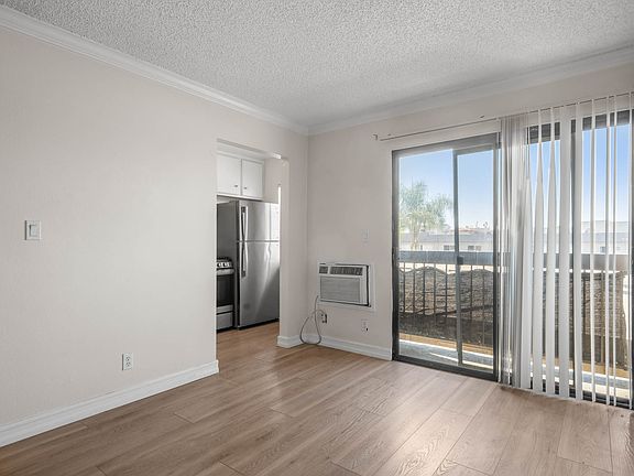 5th image of 1255 1/2 N Orange Dr #310