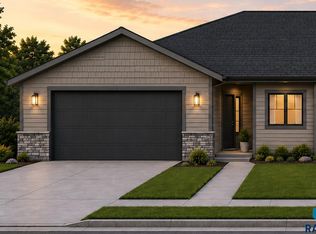 632 Benjamin St W, Tea, SD 57064
