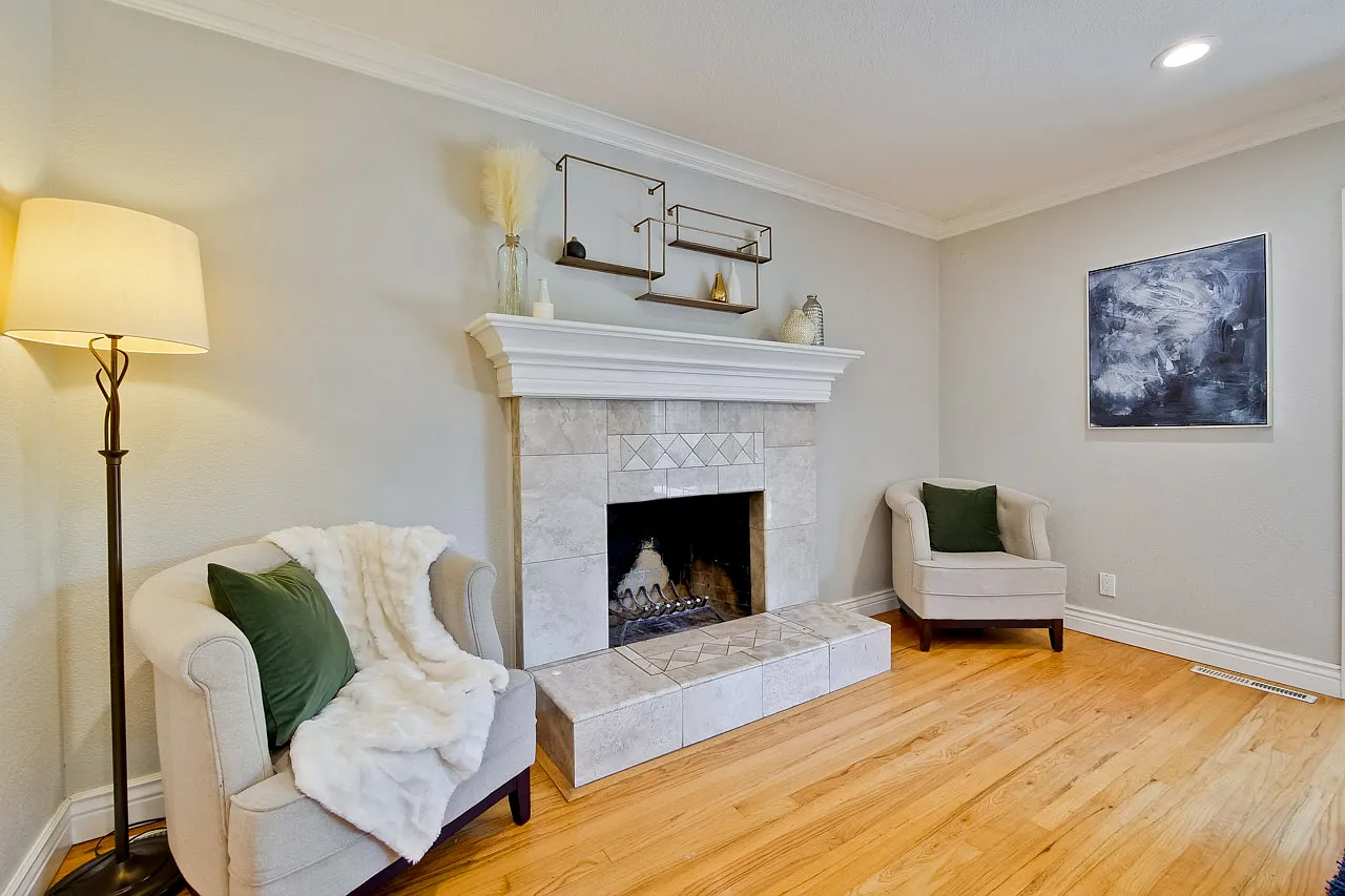 4 bed, $8,900 — Photo 3