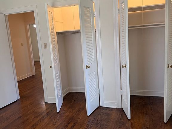 3rd image of 144 Maywood Dr