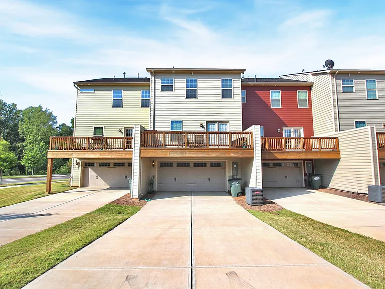 4008 Zilker Park Dr — Photo 24