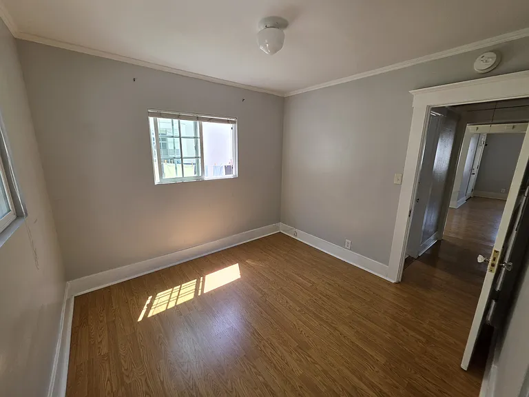 1639 N Kingsley Dr — Photo 15