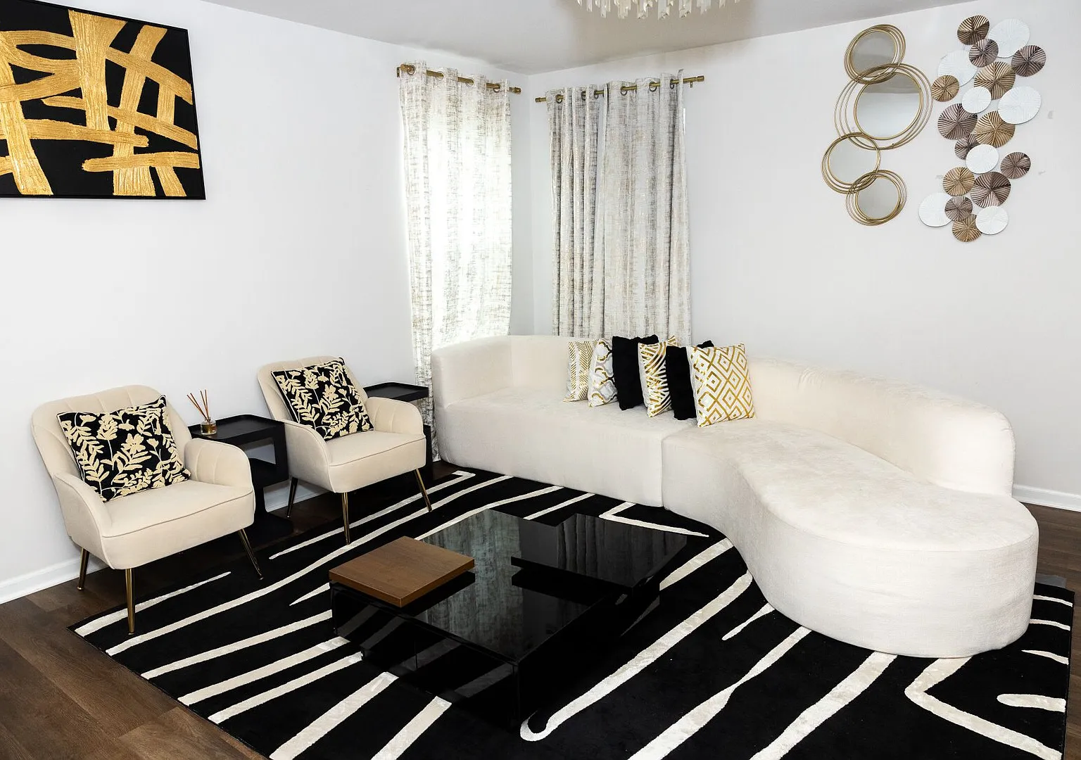 Modern 4BR/2.5BA Furnished Home Built Dec 2024 Ideal for Corporate — Photo 2
