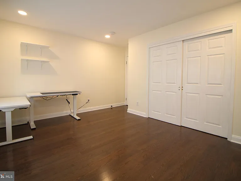 15 Kentsdale Dr — Photo 47