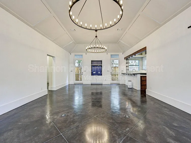 3128 Alabama Ct — Photo 9