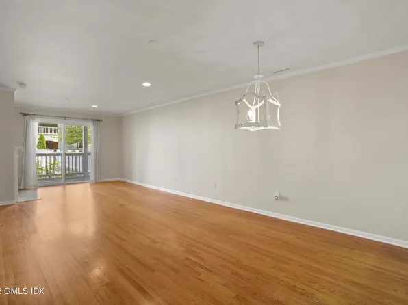51 Forest Ave APT 145, Greenwich, CT 06870