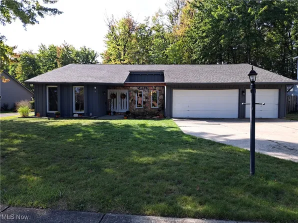 16629 Currier Dr, Strongsville, OH 44136