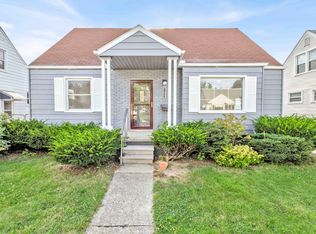 25177 Fortuna St, Roseville, MI 48066