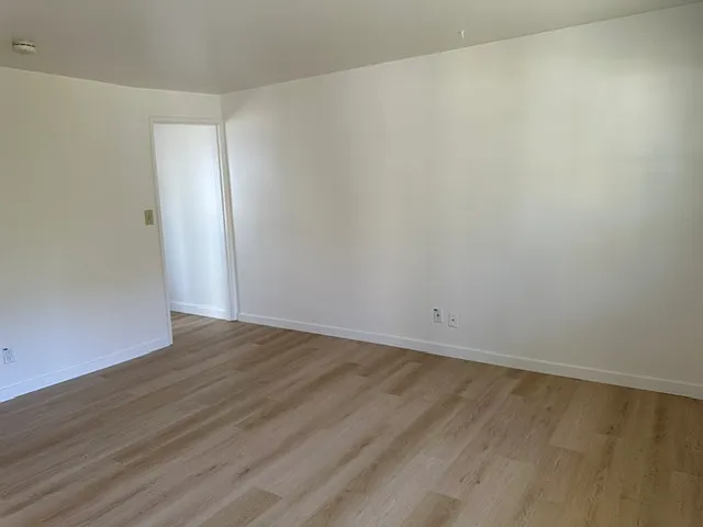 1707 NW Ione Pl #1707 — Photo 10