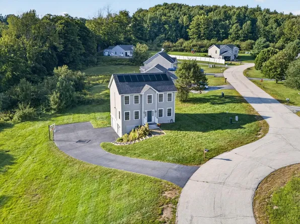 39 Windy Fields Lane, Jaffrey, NH 03452