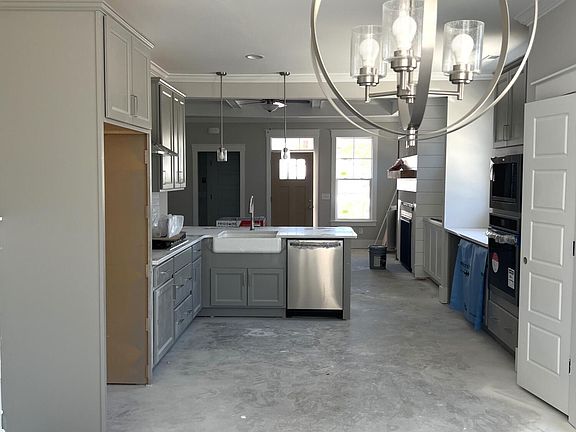 3rd image of 9038 Mango Bay Court NE