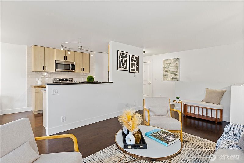5th image of 22910 90th Avenue W #D206
