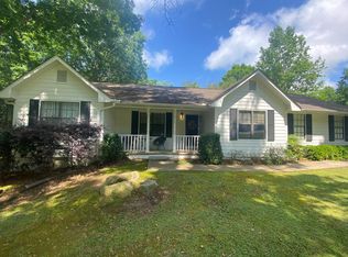 100 Redbud Ct, Senoia, GA 30276