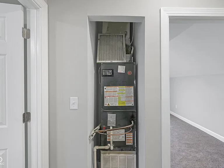 2209 Noble St #2 — Photo 12