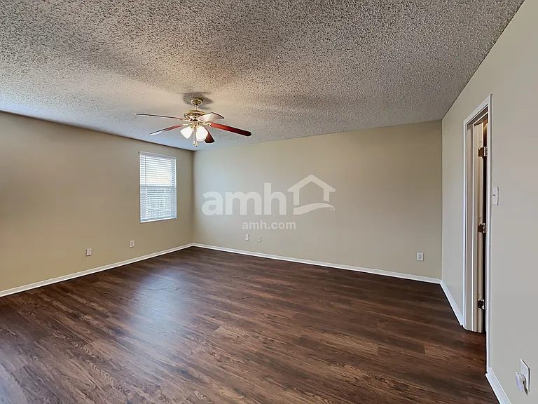 5161 Cliff Oaks Dr — Photo 8