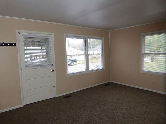 3rd image of 2028 N 22nd St