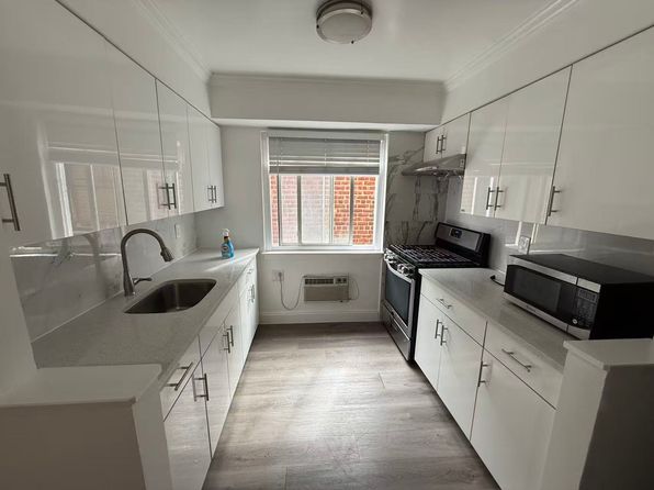 1926 Radcliff Ave Floor 2