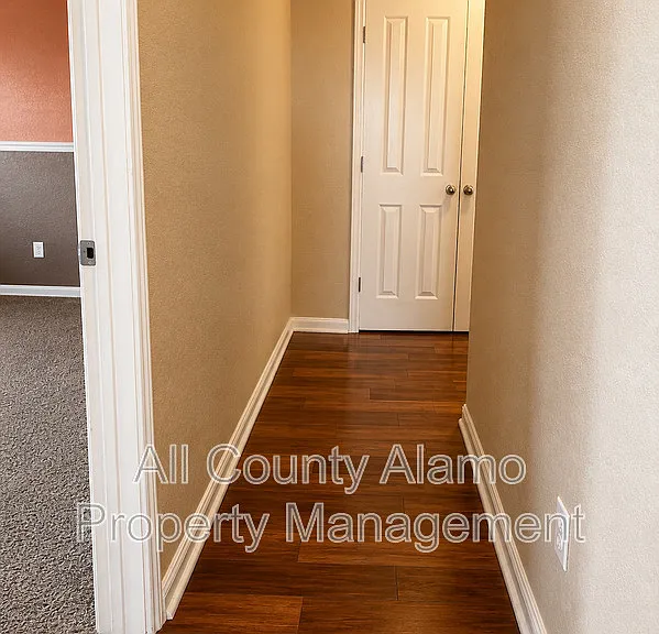 5565 Saffron Way — Photo 23