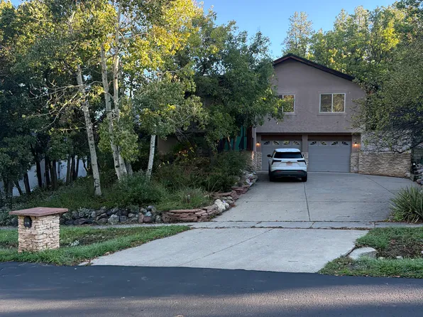 2125 Mockingbird Valley Ct, Durango, CO 81301