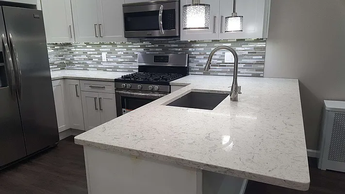 Rented by Capri Jet Realty Corp | media 84