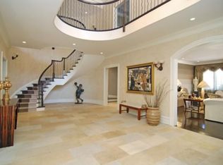 17 Murray Hill Rd, Scarsdale, NY 10583